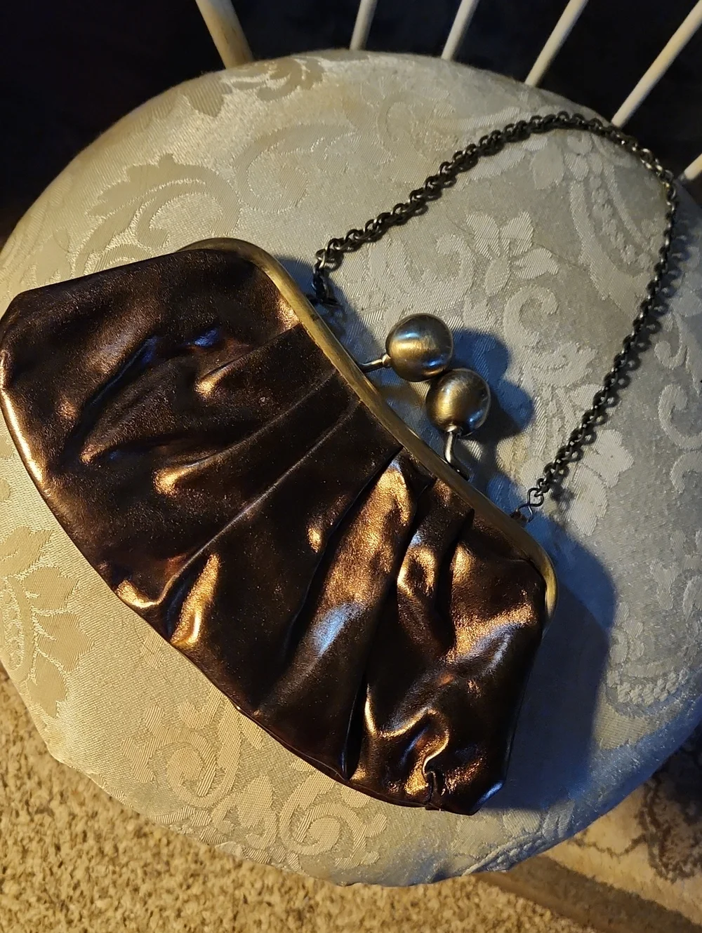 N/A elegant metallic